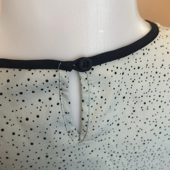 French connection 2 polka dot piping keyhole back mint short sleeve blouse - Picture 7 of 9